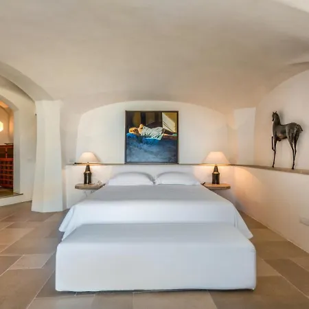 Ancora - Elegant Escape Above Villa *