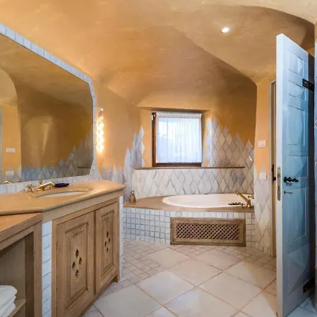 Ancora - Elegant Escape Above Villa